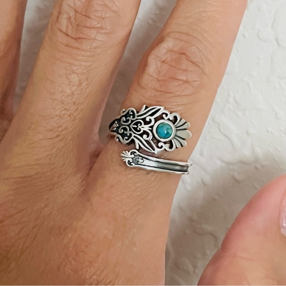Sterling silver turquoise ring, wrap around ring, wrap around turquoise ring - Picture 7 of 15